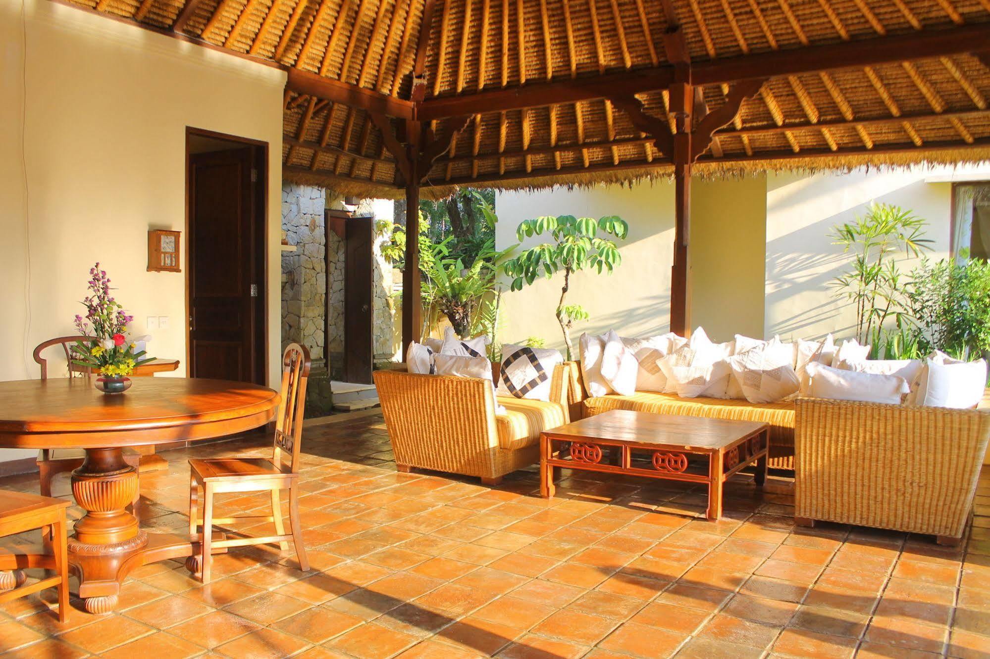 Gayatri Ubud Экстерьер фото
