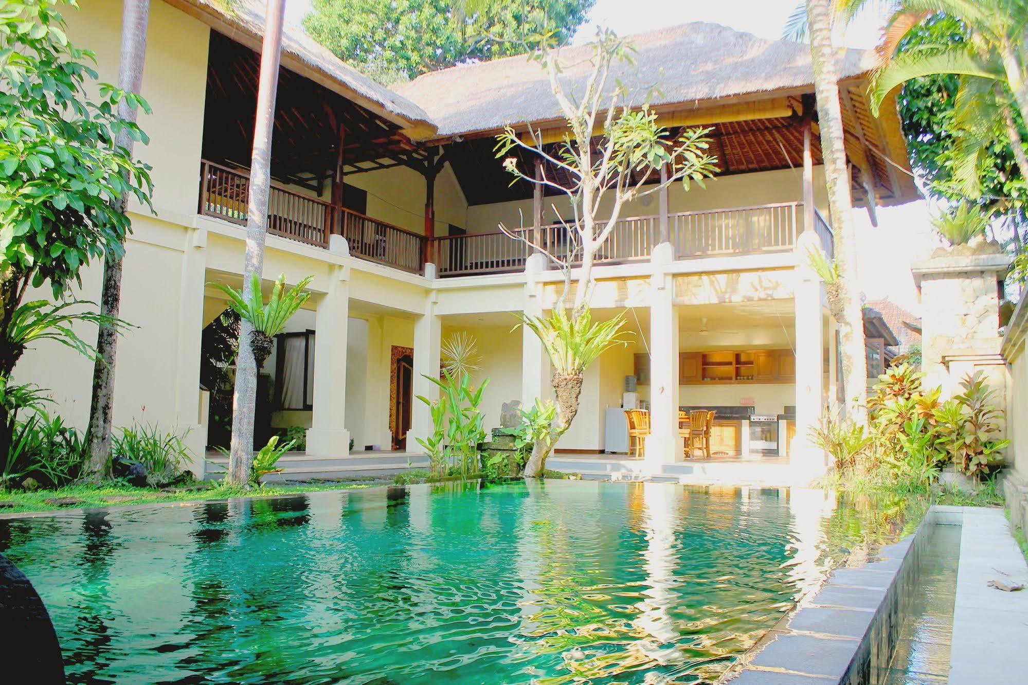 Gayatri Ubud Экстерьер фото